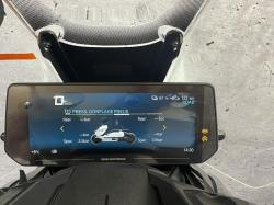 BMW URBAN MOBILITY CE 04